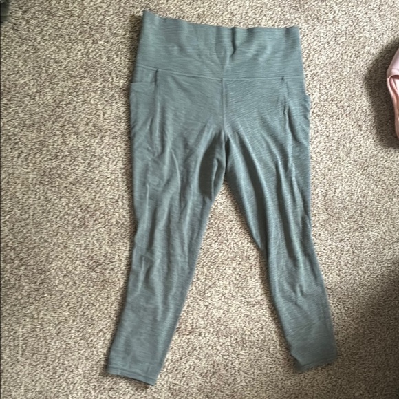 High-Waisted Gray Leggings - Picture 1 of 3